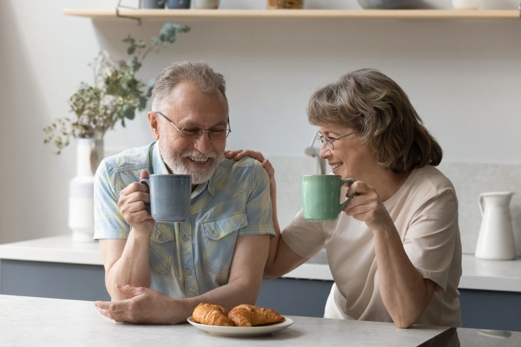 couple enjoys Turmeric Latte